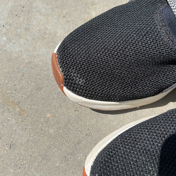 Totally cute Reebok lite shoes, sz 8 - Picture 4 of 4